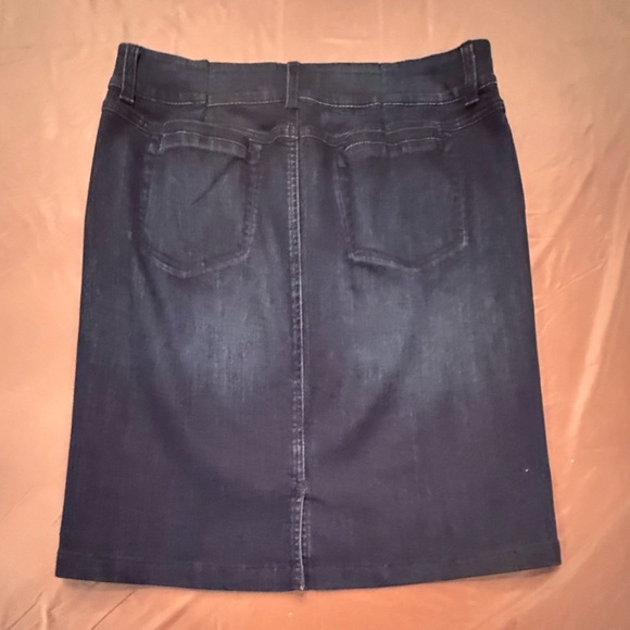 NWOT Miracle Body Dark Wash Denim Pencil Midi Skirt Size 10/Medium MSRP $88 - Picture 3 of 7